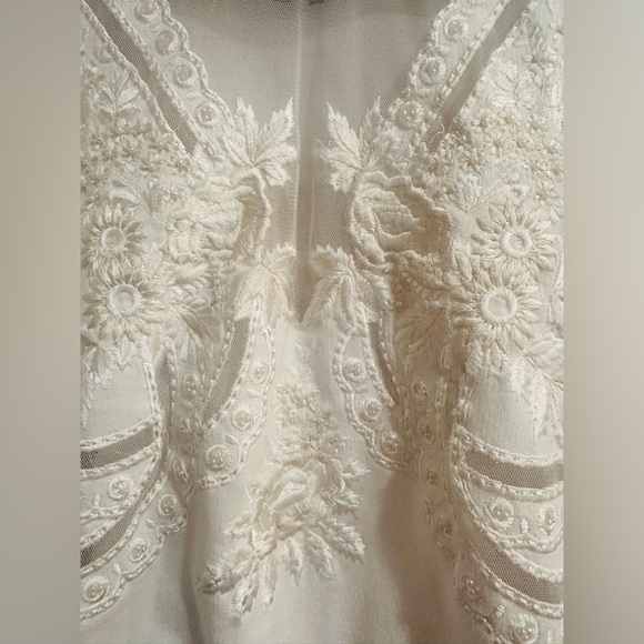 NWOT. By Anthropologie Puff-Sleeve Embellished Elbow-Sleeve Sweatshirt cream - Picture 6 of 8